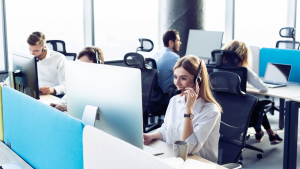 delegar o atendimento ao cliente